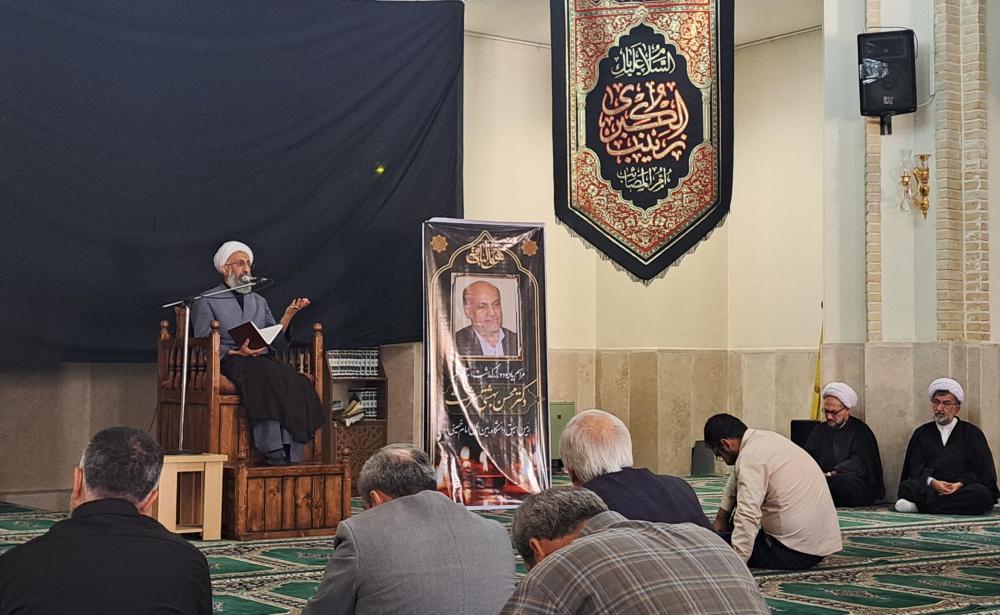 مراسم یادبود استاد فقید دکتر محسن بهشتی سرشت در دانشگاه برگزار شد