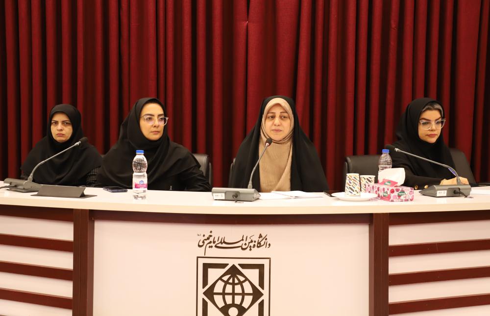 چالش‌های جمعیتی استان در نشست رابطین دستگاه‌های اجرایی بررسی شد